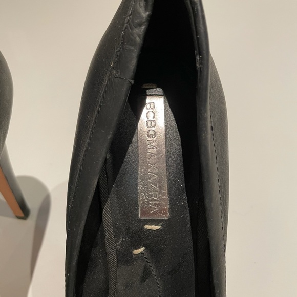 BCBGMAXAZRIA - Picture 3 of 7